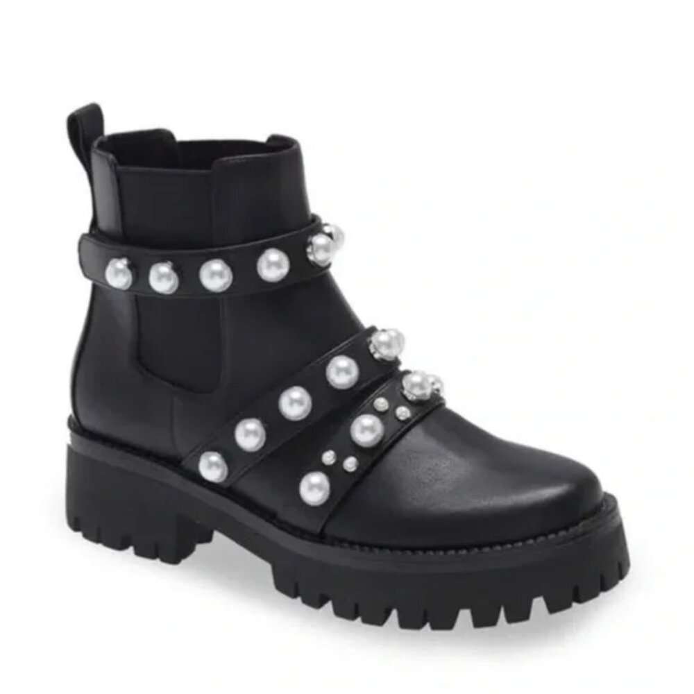 B.P Kora 2 Lug Chelsea Boot